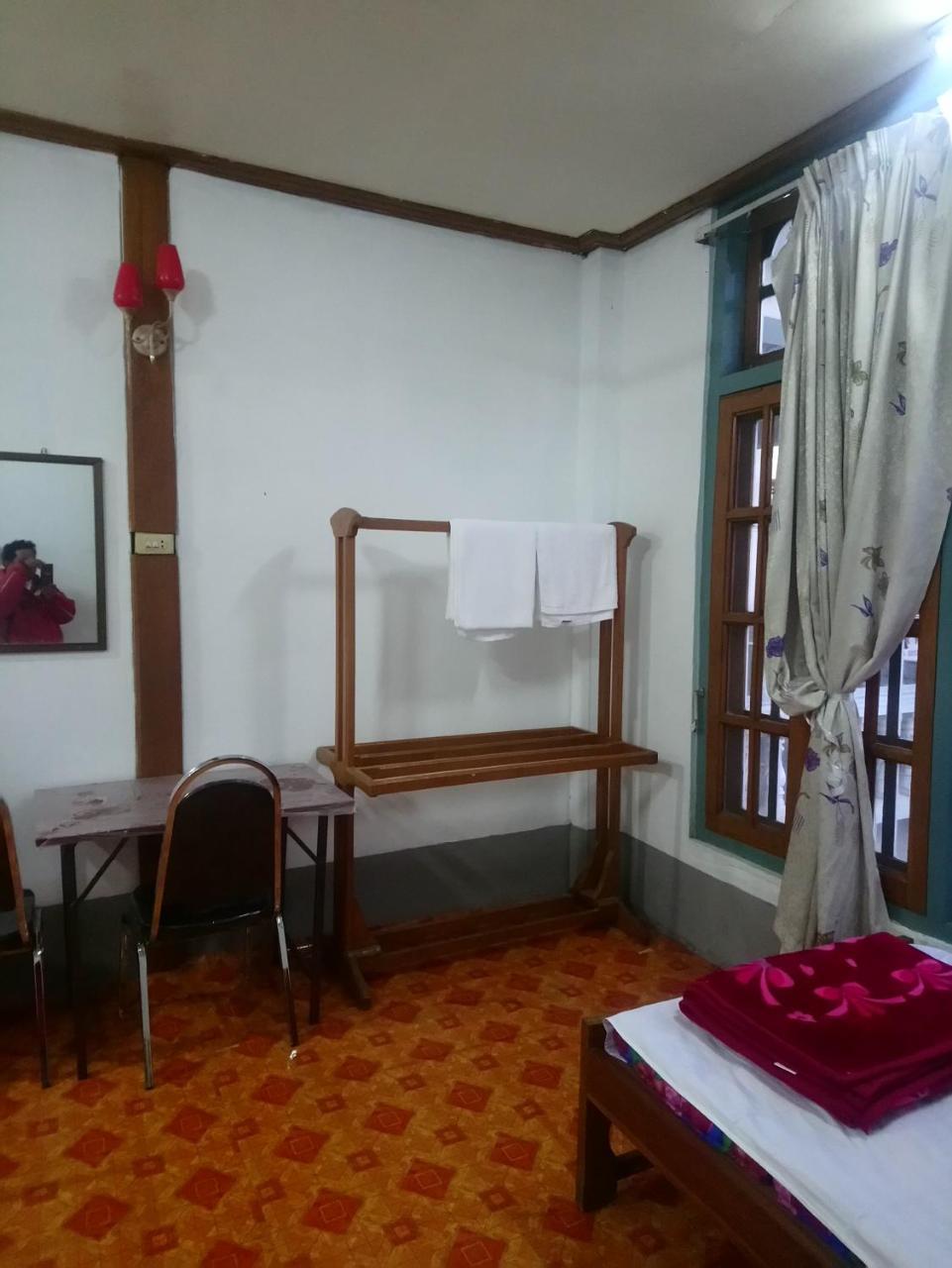 Diamond Star Guest House نياونغ شوي المظهر الخارجي الصورة