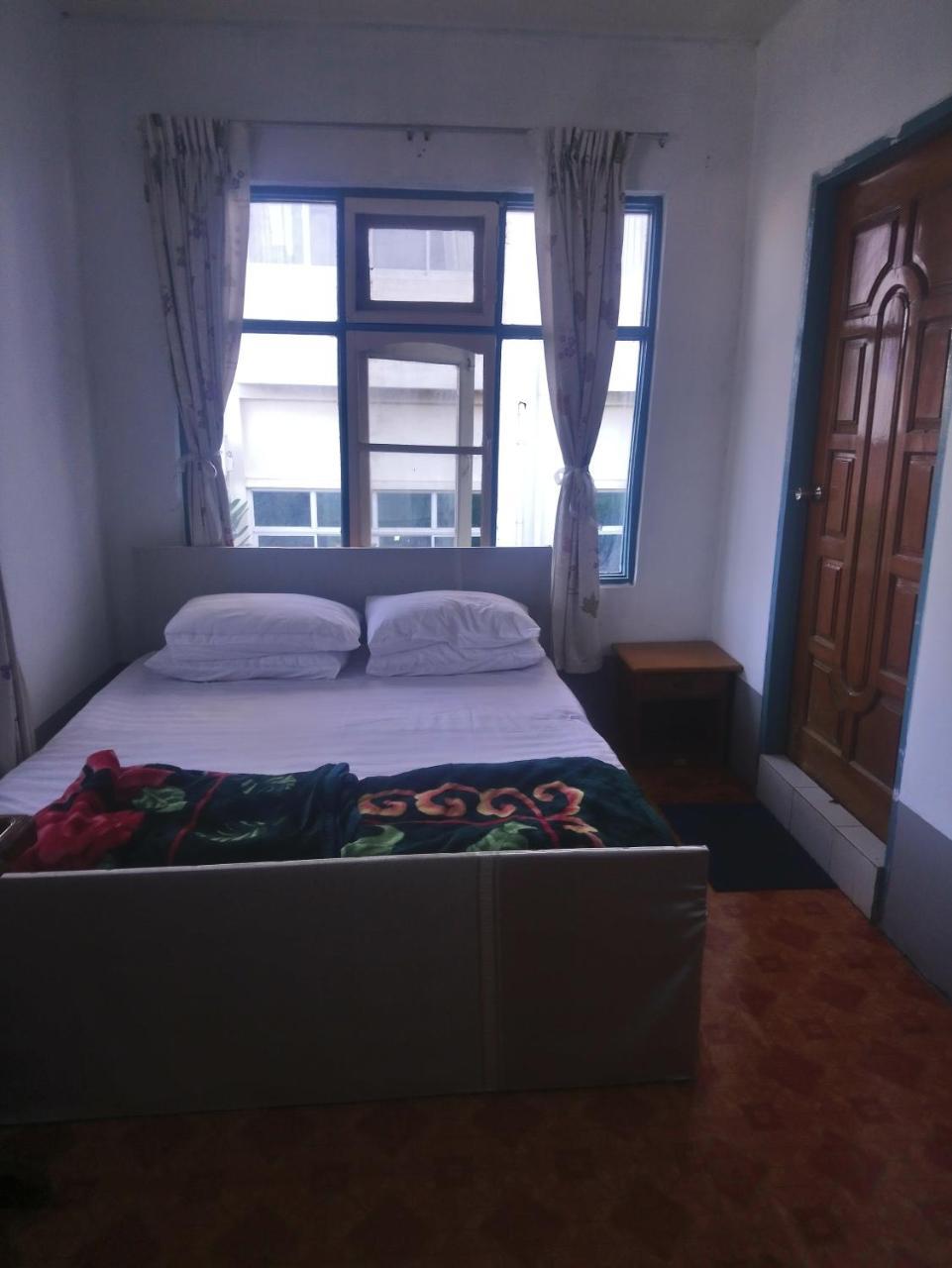 Diamond Star Guest House نياونغ شوي المظهر الخارجي الصورة